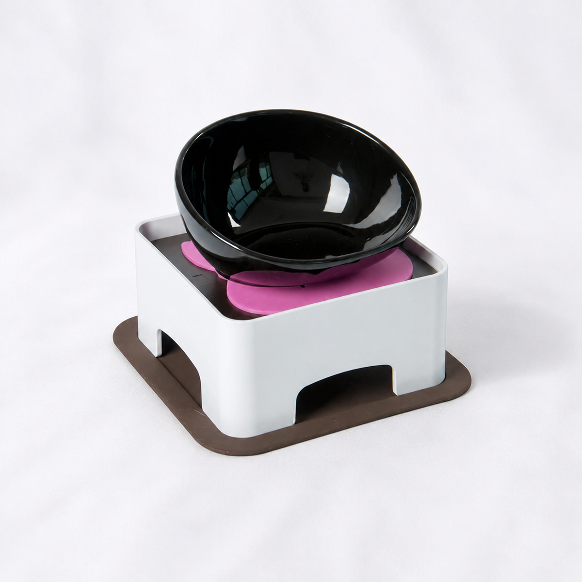 Frenchie elevated bowl with an anti-slip base and a removable silicone mat