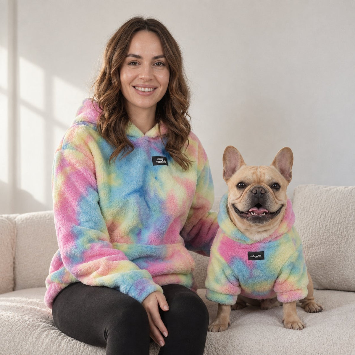 Snug-fitting Frenchie hoodie with a relaxed matching owner version