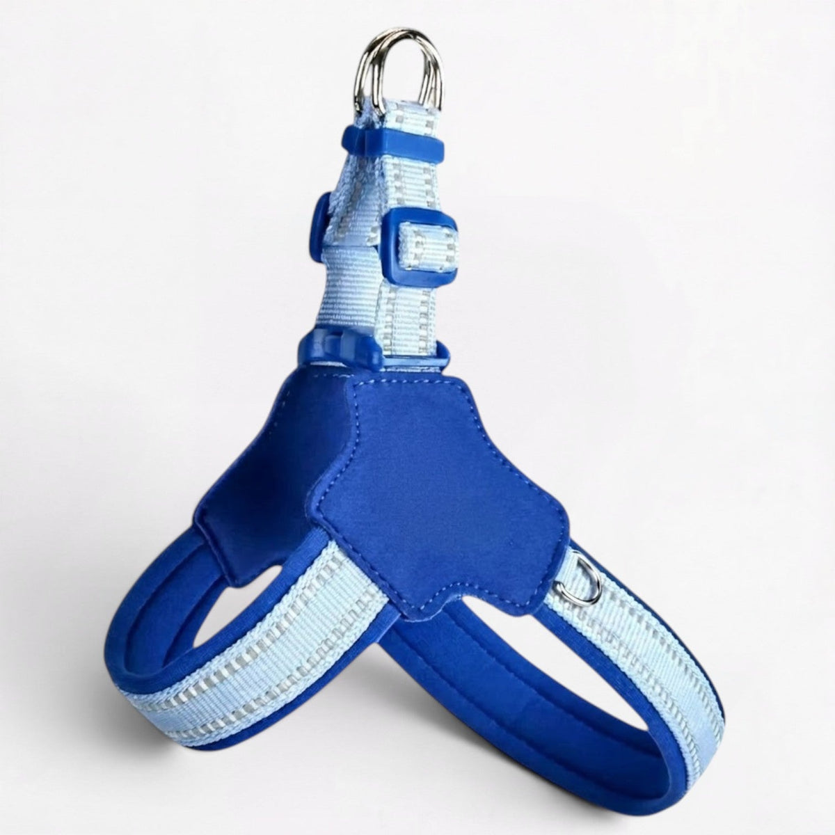 French Bulldog harness with a POM quick-release buckle and a secure locking action
